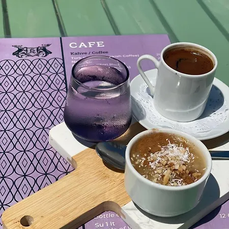 Karacam Hotel Fokaja