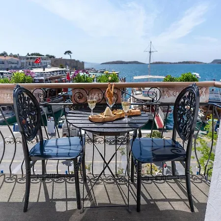 Karacam Hotel Foca