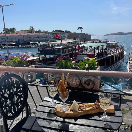 Karacam Hotel Foca